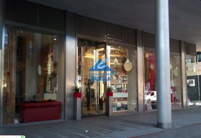 Local comercial con salida de humos